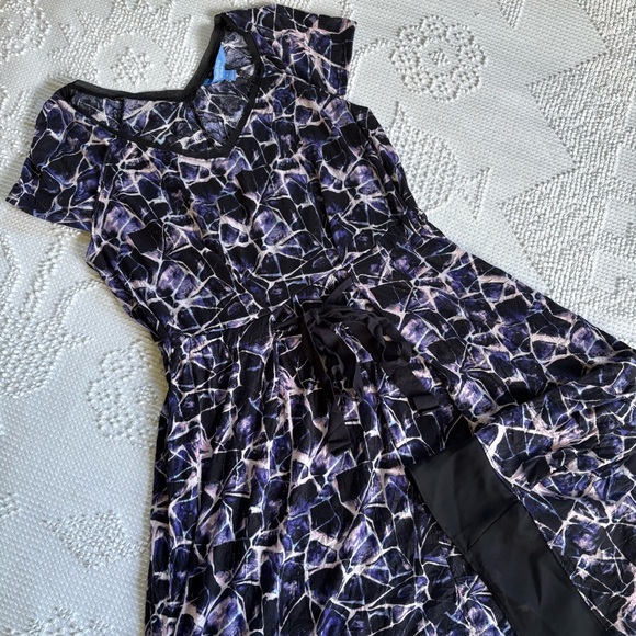 Simply Vera Vera Wang women’s size medium short sleeve tie front midi dress - Picture 1 of 8